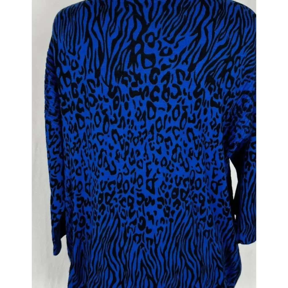 Dana Buchman XL Blue Black Leopard Print 3/4 Sleeve V Neck Acrylic Sweater